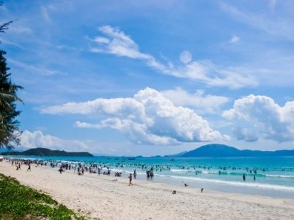 Tour Hà Nội – Biển Thiên Cầm – Ngã Ba Đồng Lộc