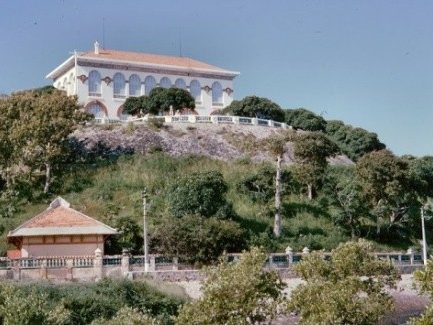 Bạch Dinh Bạch Dinh