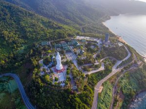Tour Hà Nội - Đà Nẵng - Huế: Chùa Linh Ứng