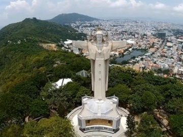 tượng chúa Ki-tô Tour Hà Nội - TP. HCM - Vũng Tàu: tượng chúa Ki-tô